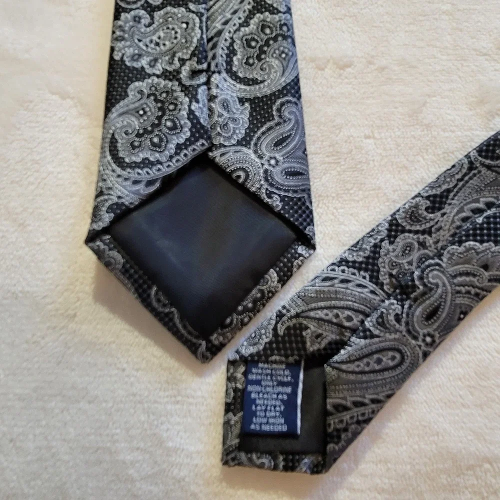 Stafford‎ Necktie Mens One Size Black Silver Paisley Classic Formal Everyday 365
